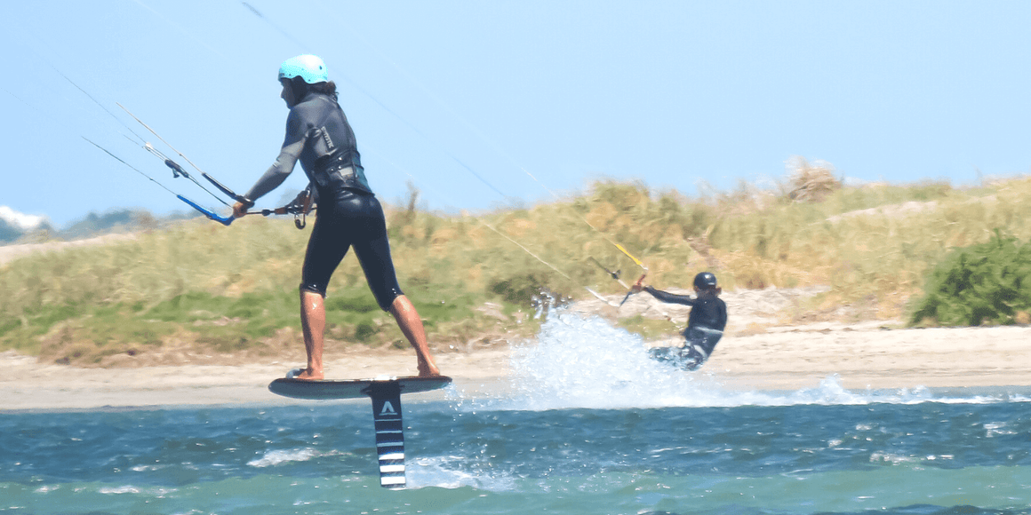 kite surfing lessons - kite foiling lessons